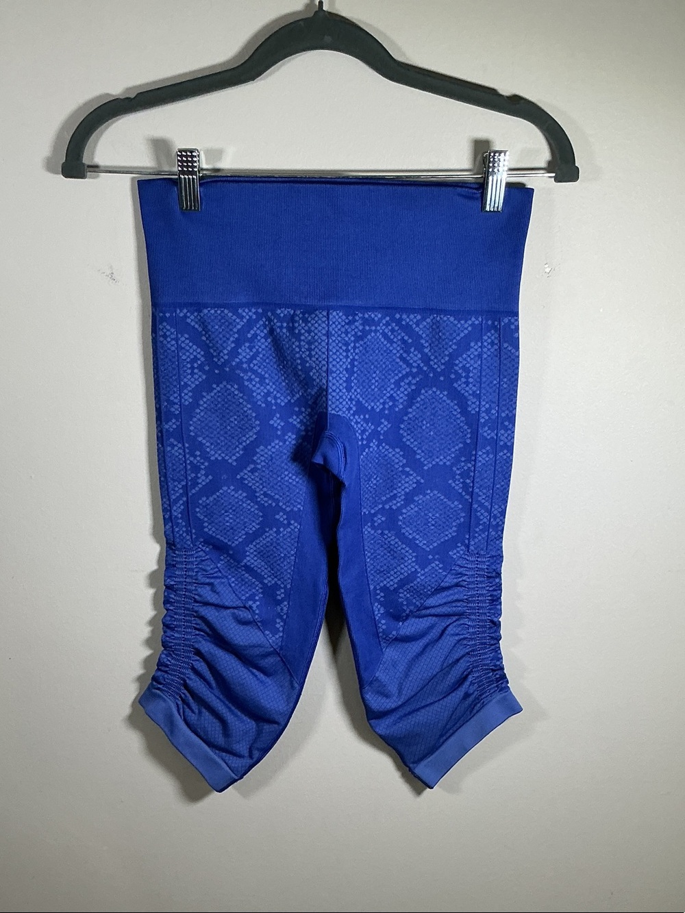 Lululemon Blue Cropped Leggings Ruched Hem Size 6 (Estimated)